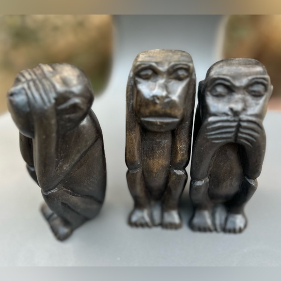 VTG Hand Carved See No Evil 🙈 Sculpture 🇧🇯 Sz 4”x2” - Picture 3 of 6